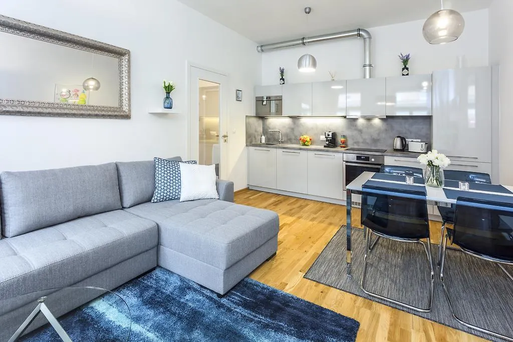 פראג Baranova Apartments